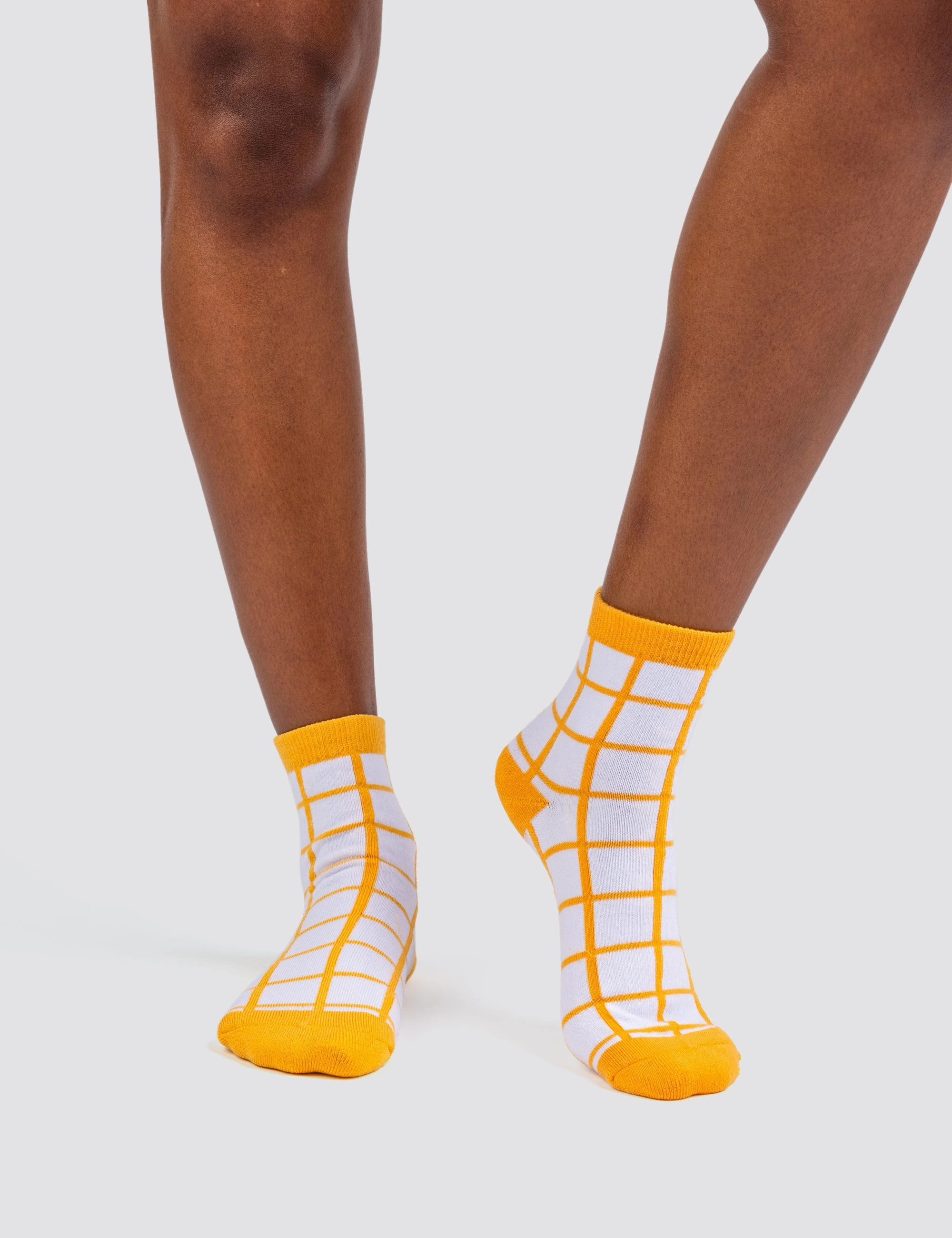 Banana Grid Socks