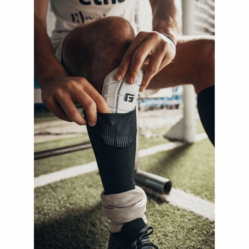 G-FORM PRO-S BLADE SHINGUARD