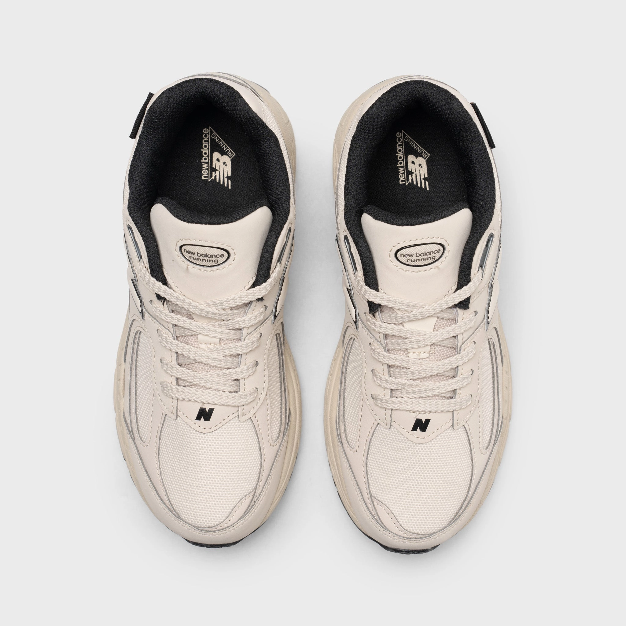 New Balance Juniors' 2002R Tan / Black