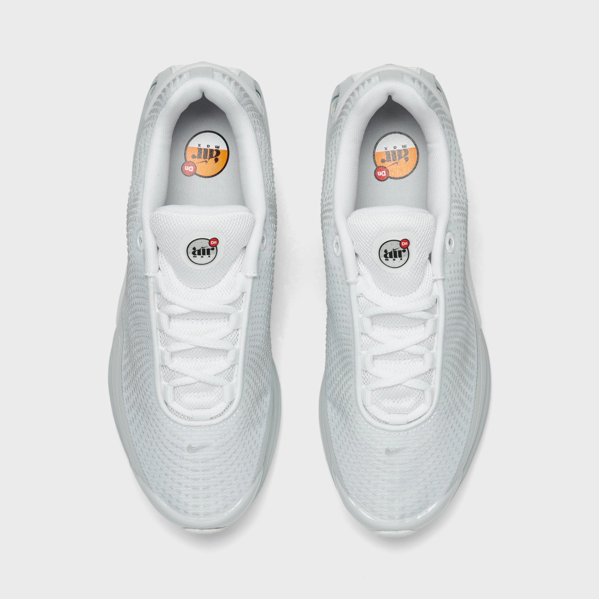 Nike Women's Air Max DN White / Metallic Silver - Pure Platinum