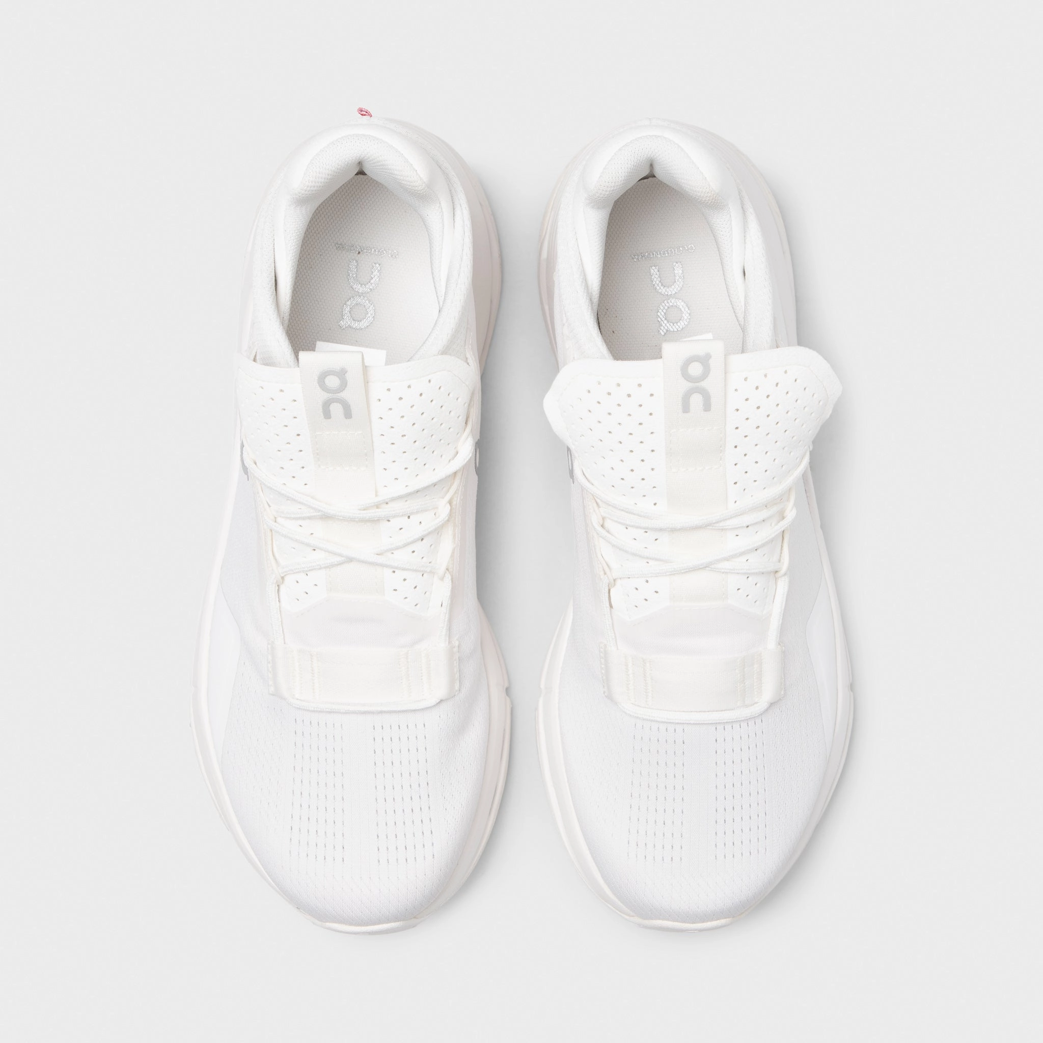 On Cloudnova 2 White / White