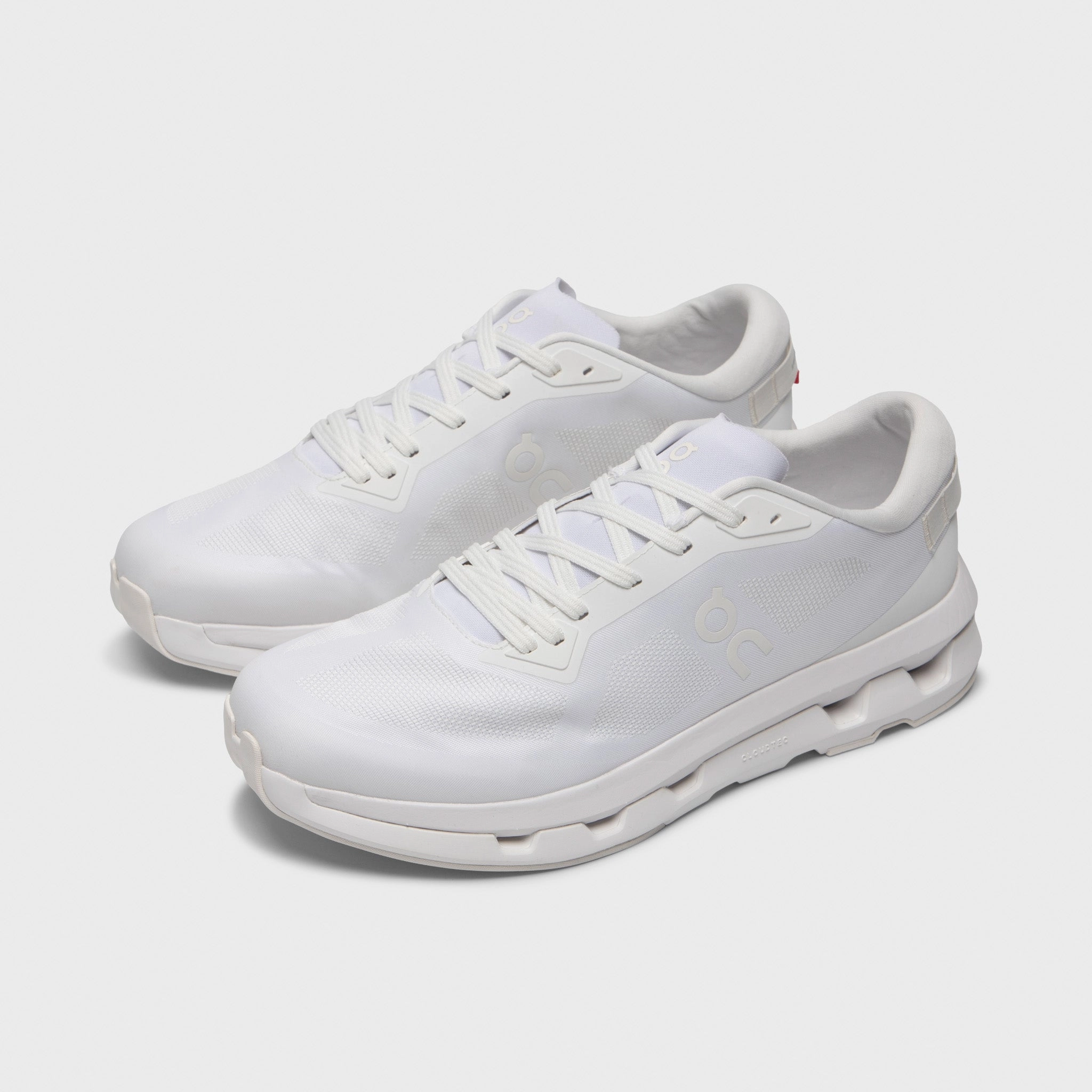 On Cloudzone White / White