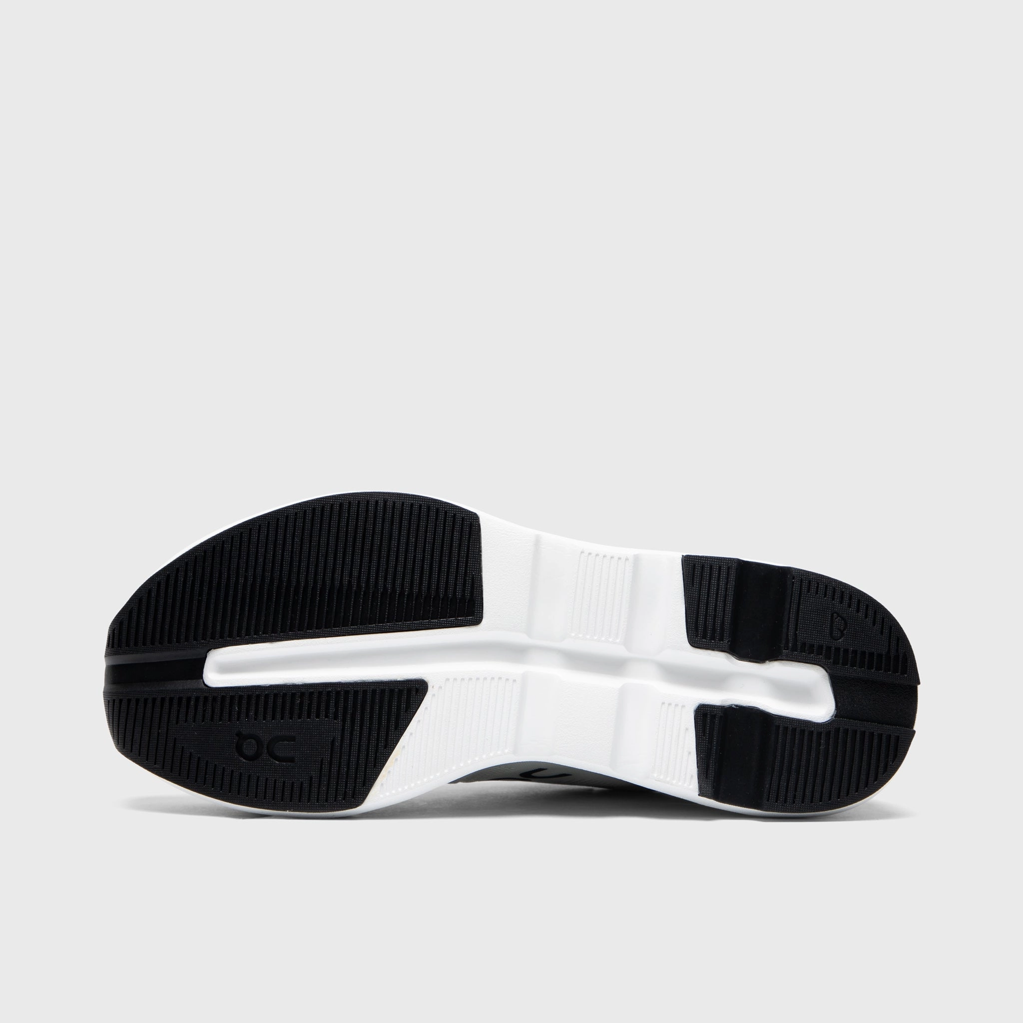 On Women's Cloudzone Ice / Black