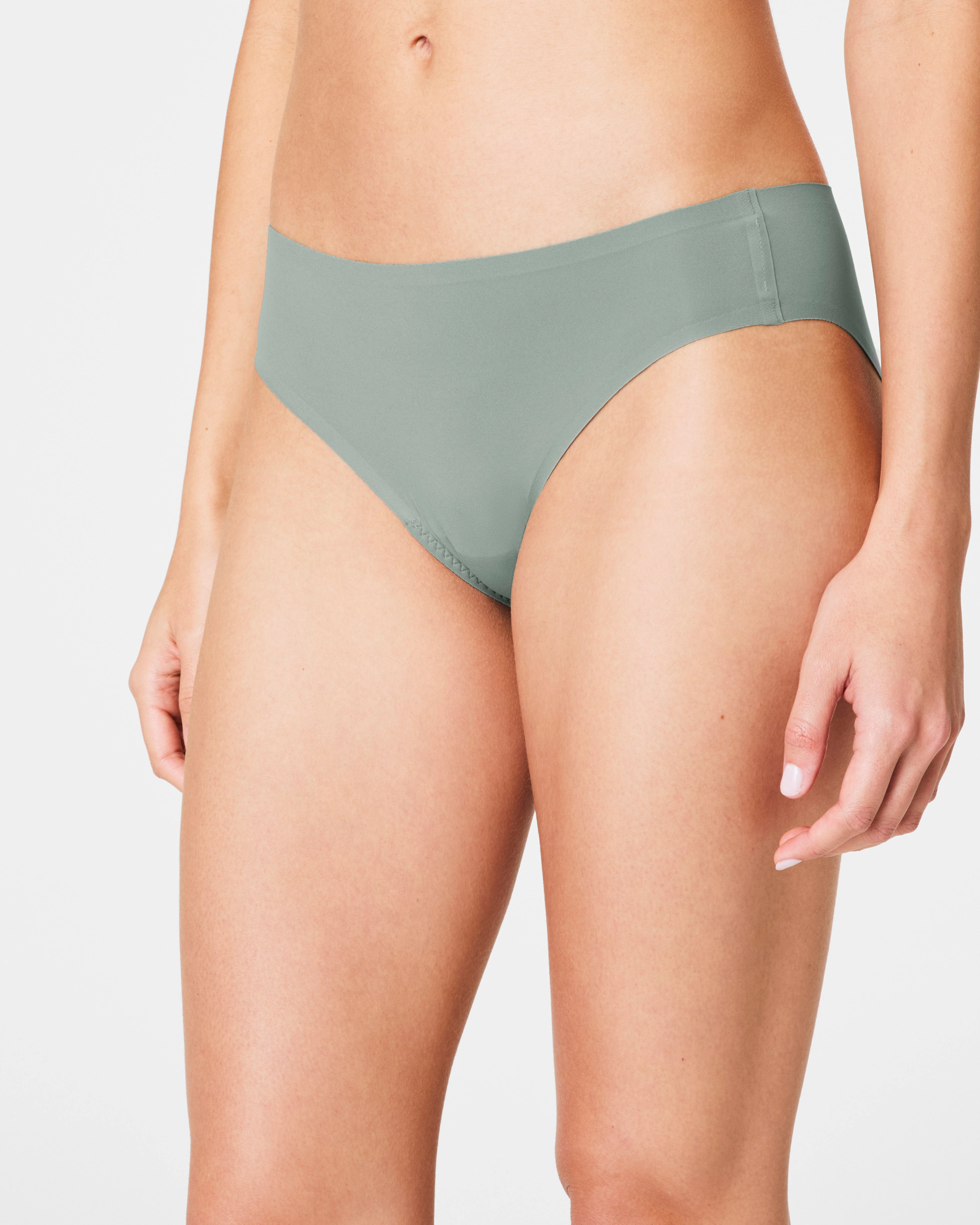 SPANXsmooth™ Fit-To-You Bikini 3-Pack Box
