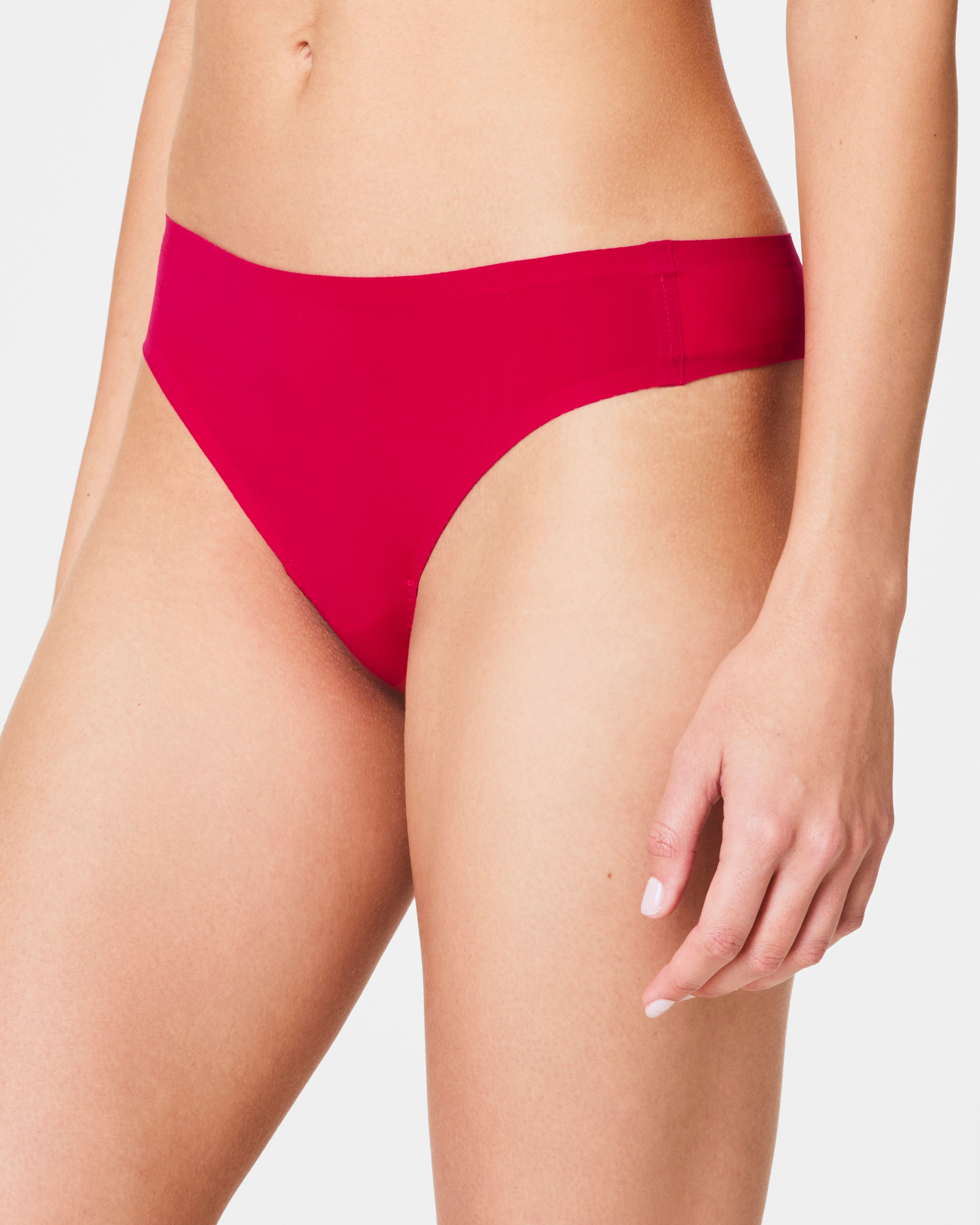 SPANXsmooth™ Fit-To-You Thong 3-Pack Box
