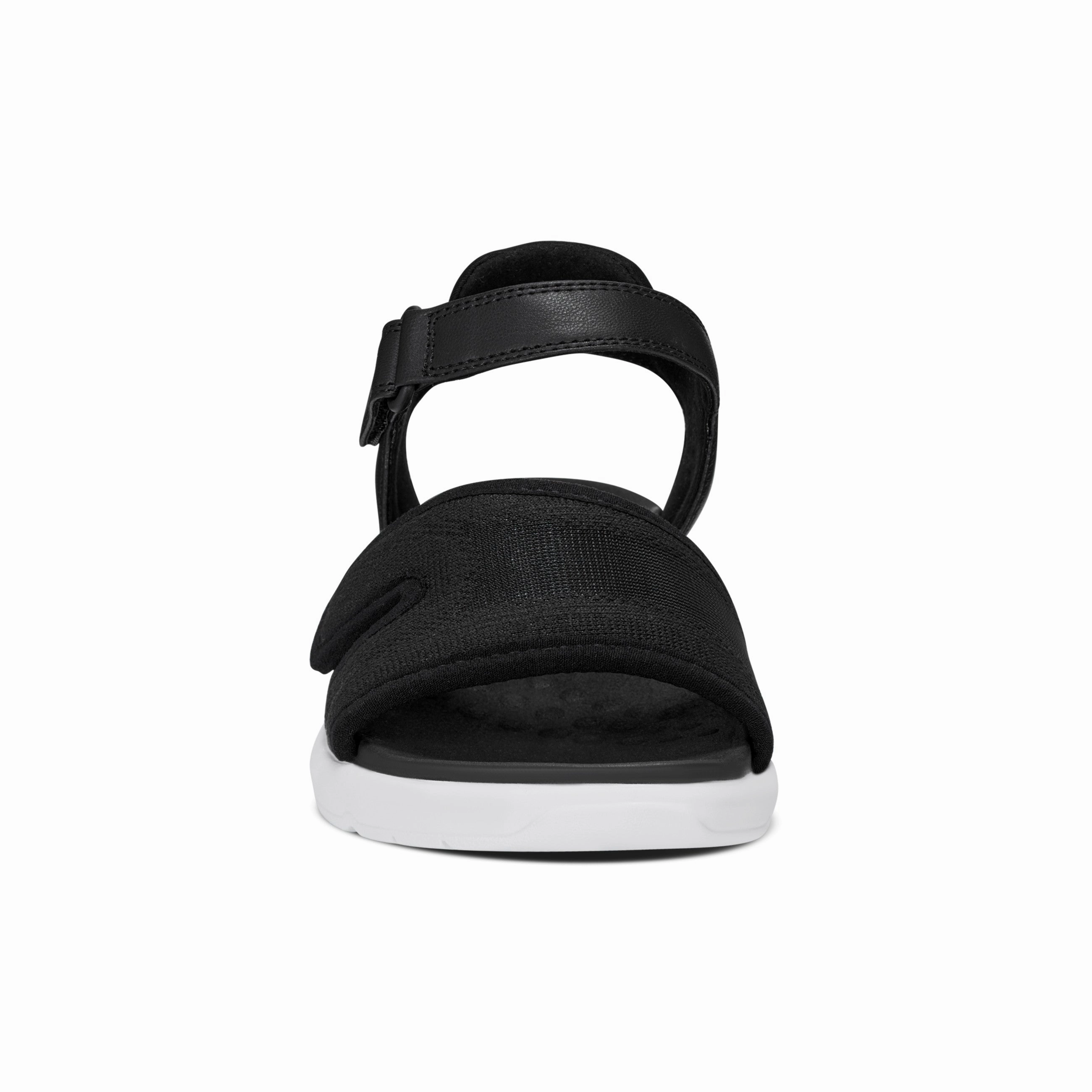 Tayton Flat Sandals