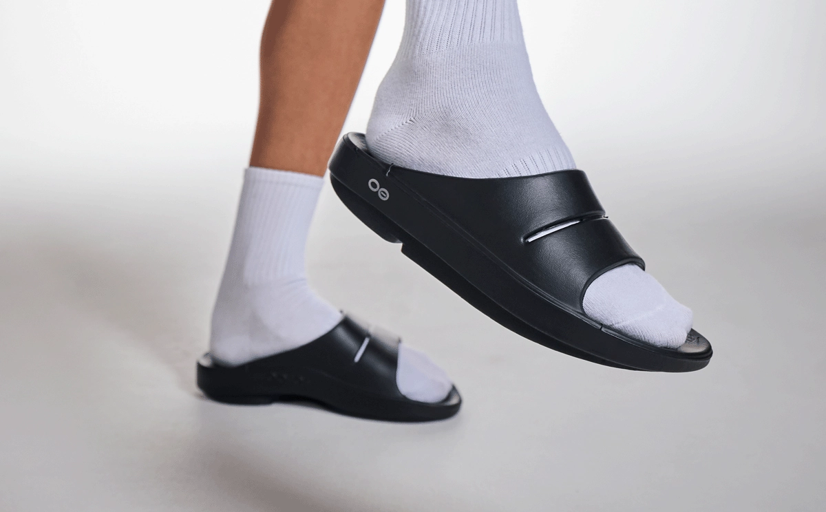 Women's OOahh Slide Sandal - Black