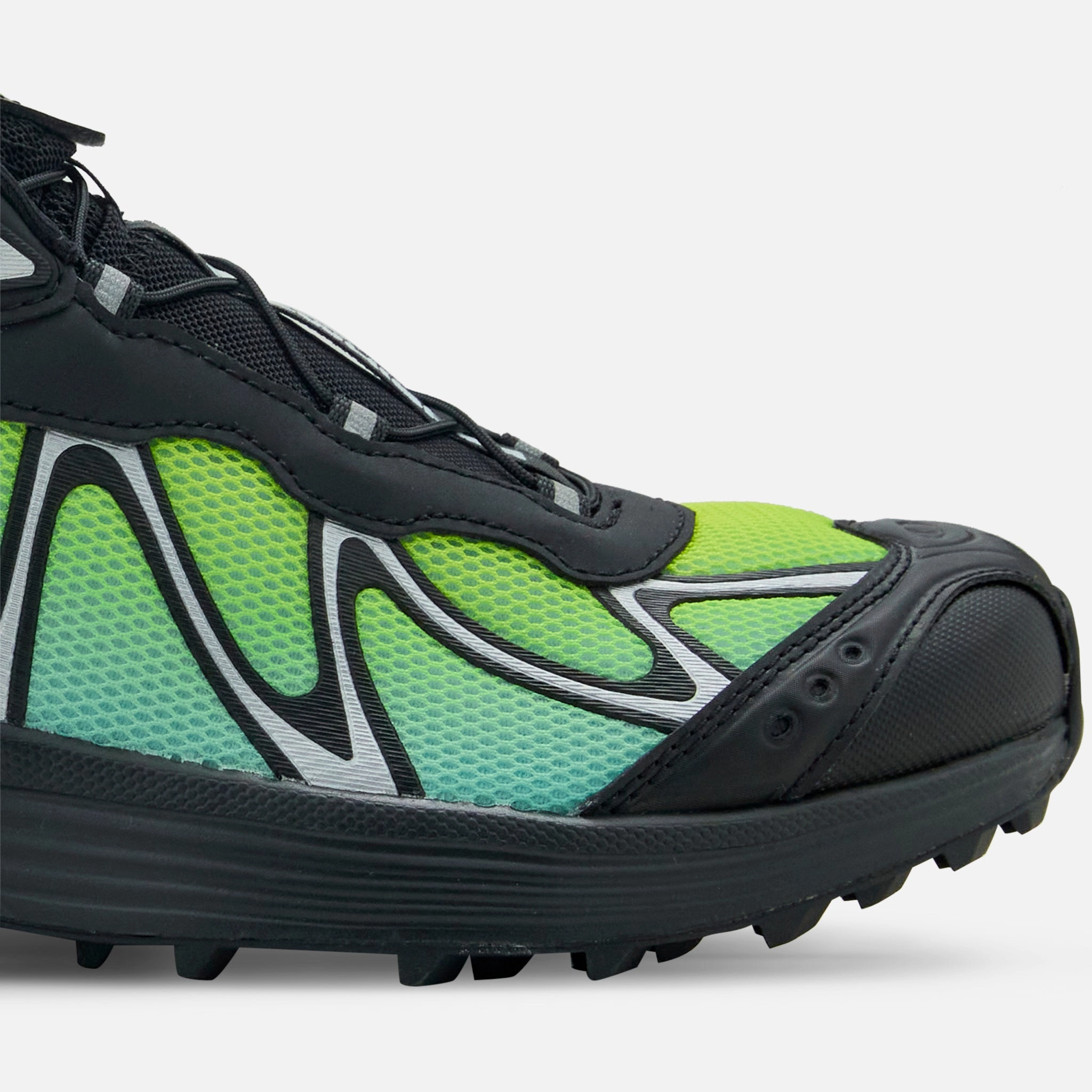 XT-Whisper Black | Iced Aqua | Footwear Silver